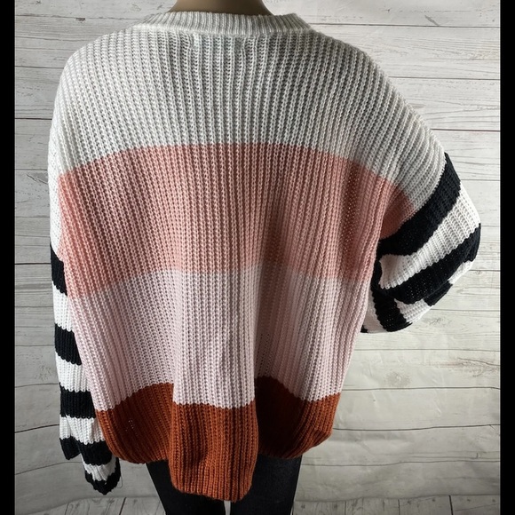 Shopthemint.com Striped Sweater 💕 - Picture 7 of 11